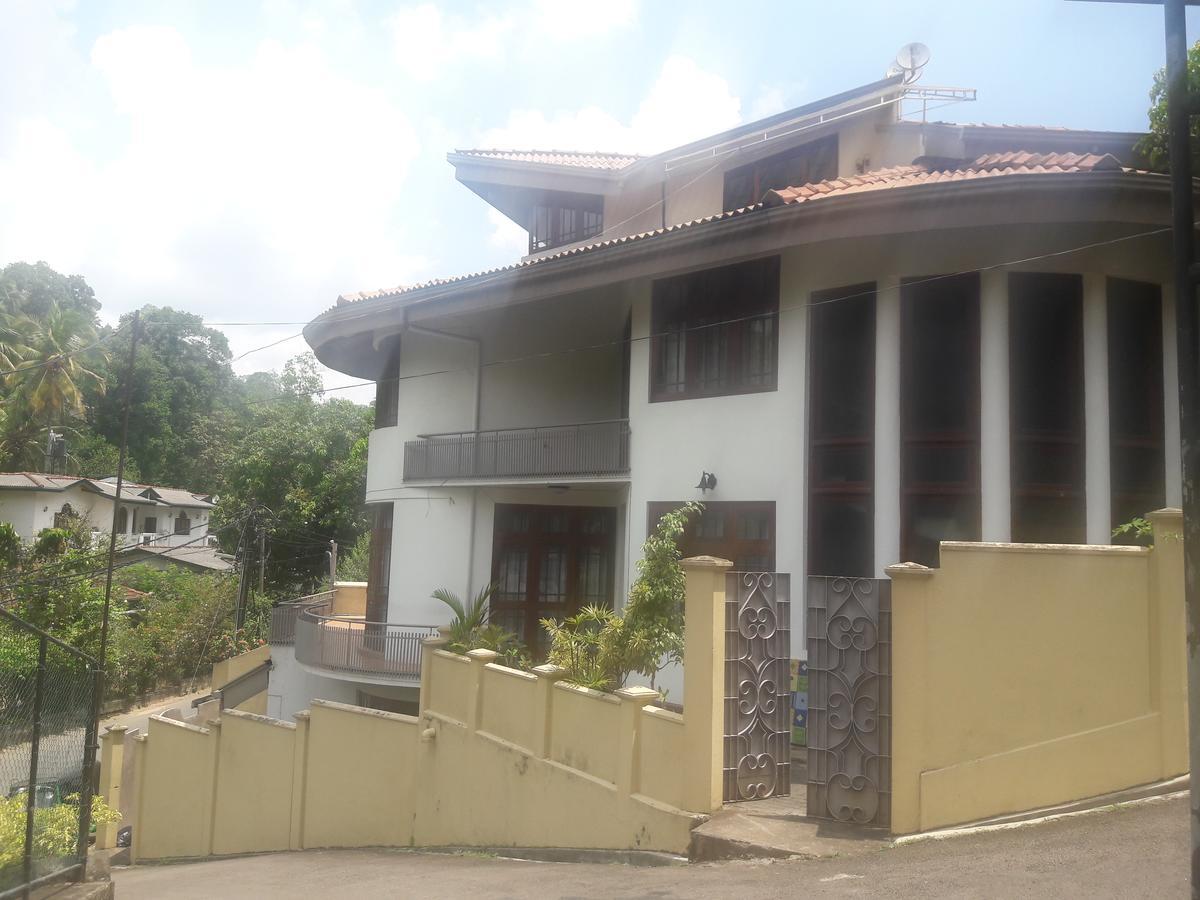 Oak Ray Villa Kandy Exterior foto